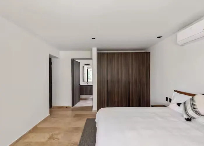 Apartment Chic Jungle 2br - Balcony Priv Pool Steam & Gym *